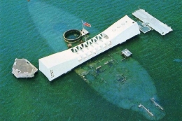 Pearl Harbor saat ini (sumber: Viator.com)