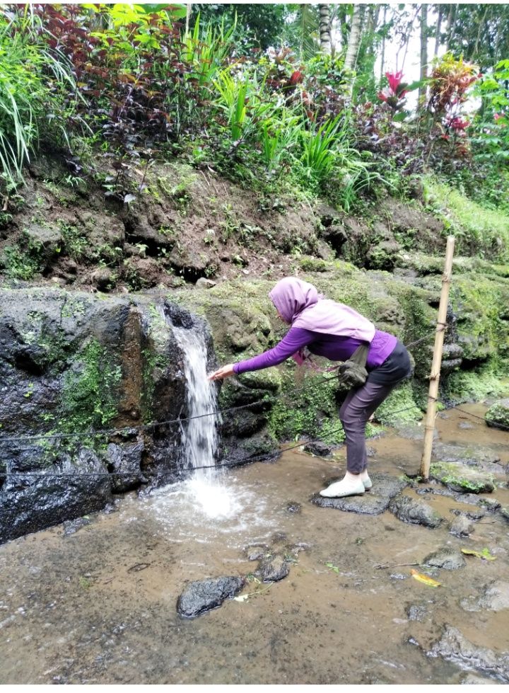 Sumber air Ngawonggo. Foto dokpri