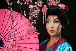 Gambar 2. Gia Gunn sebagai drag queen Asia-Amerika pada RuPaul's Drag Race (RPDR) Season 6.
