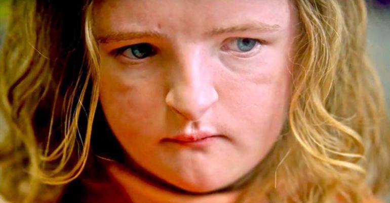 https://snacksafely.com/2018/06/advisory-disturbing-food-allergy-scene-in-heredity/