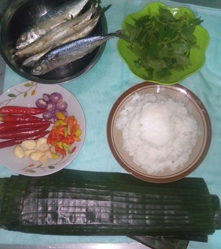 Bahan membuat Nasi Bakar (dok.pri)