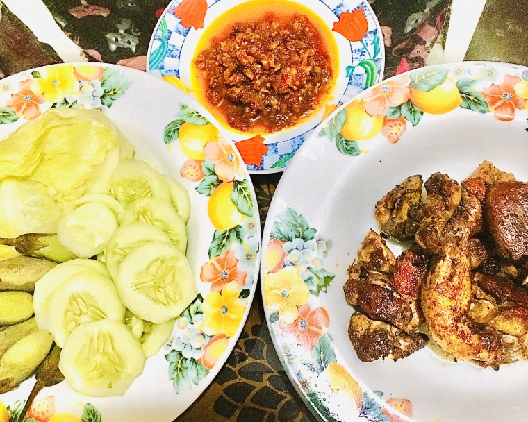 Ditemani Sambal Cocolan makin mantap! (pic:pribadi)