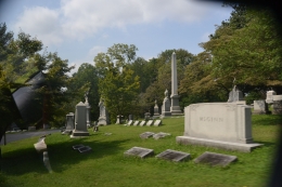 Salah satu sudut pemakaman Cave Hill Cemetery yang dipengaruhi oleh Era Victoria (Sumber : Dokumentasi pribadi)