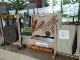 Koleksi peralatan musik tradisional Karo (Dokpri)