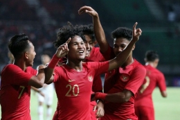 Penyerang timnas U-19 Indonesia, Bagus Kahfi merayakan gol ke gawang timnas U-19 China pada laga uji coba, (17/10/2019). (Kompas.com/Suci Rahayu)