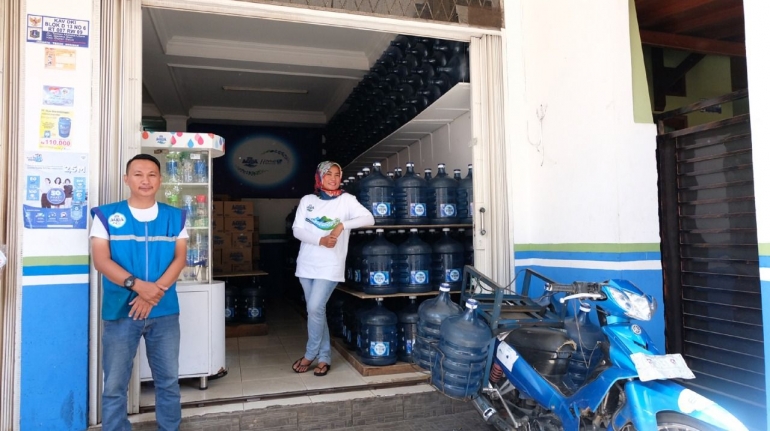 AQUA Home Service | Sumber: Dok. Danone Indonesia
