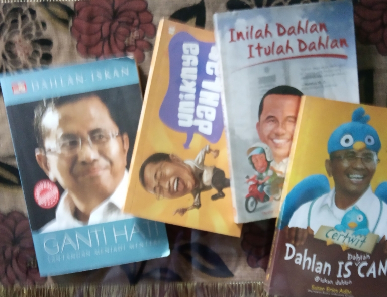 Beberapa buku tentang Dahlan Iskan / Dokumen pribadi