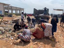 Partisipasi Warga Dalam Kegiatan Bersih Pantai Weru (dokpri)
