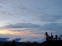 Panorama awan di kala senja di Siosar (Dokpri)