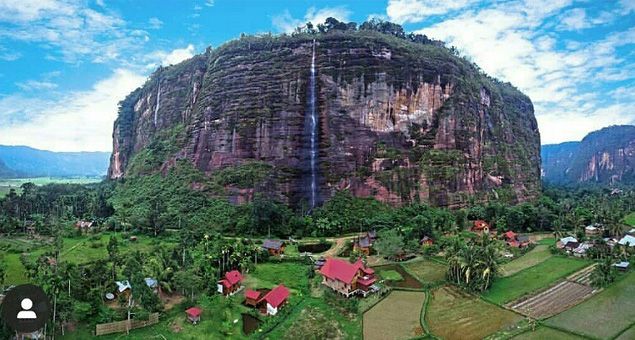 Lembah Harau (dok.saribundo.biz)