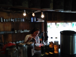 Lola br Sitepu, barista di MJJ Cafe, Siosar (Dokpri)