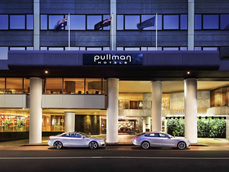 Hotel Pullman yg dulu bernama Marriot Hotel. Sumber: all.accor.com