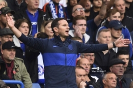 Tuai hasil kurang memuaskan di 5 laga terakhir, Frank Lampard terancam didepak dari kursi Manajer Chelsea. | Sumber: AFP/GLYN KIRK via Kompas.com