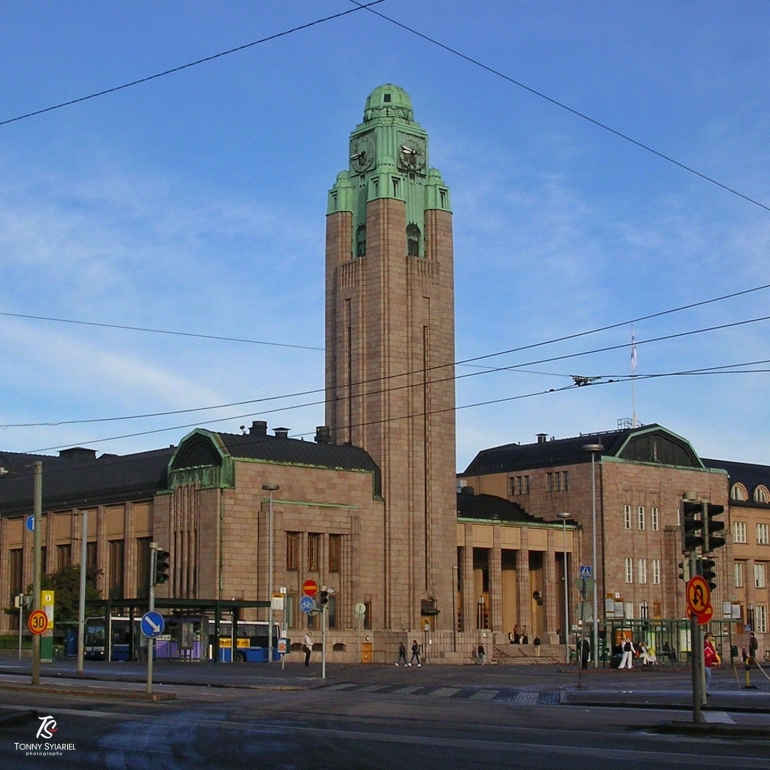 Helsinki Central Station. Sumber: koleksi pribadi