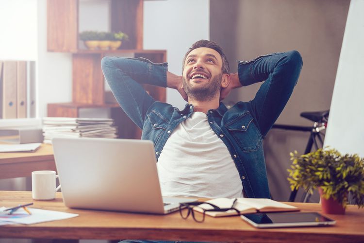 Ilustrasi membuat impian dan harapan (Sumber: SHUTTERSTOCK/G-STOCK STUDIO via lifestyle.kompas.com)