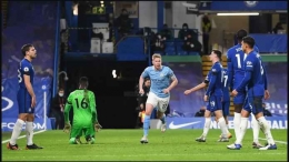Foto:De Bruyne Mencetak Gol Ke-3 Bagi Manchester City Saat Melawan Chelsea Tadi Malam (03/01/2020) | sport.detik.com