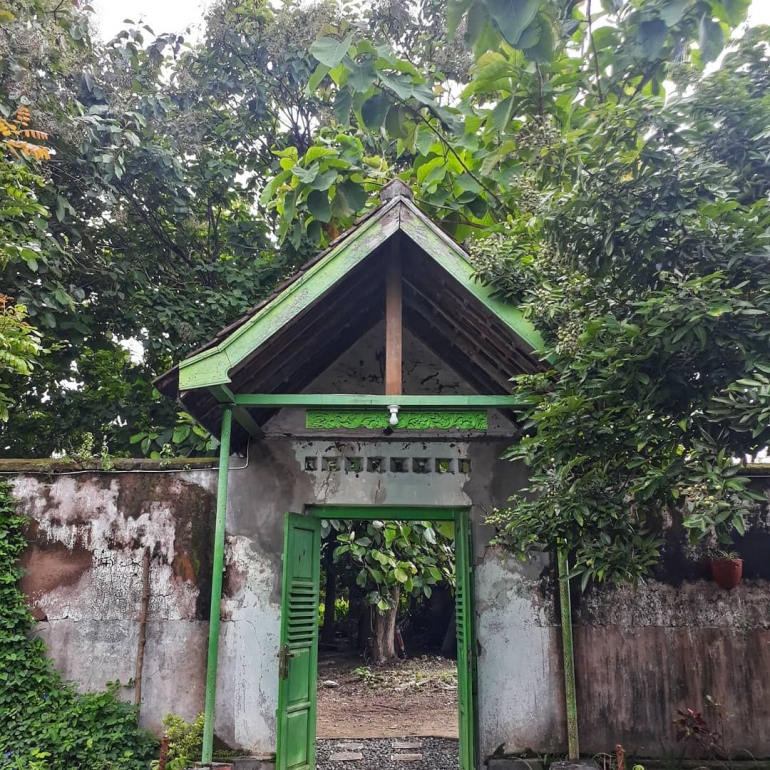Pintu gerbang masuk Kopi Lumbung Mataram. Dok : pribadi