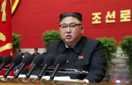 Untuk pertama kalinya Kim Jong Un menyatakan secara terbuka bahwa perekonomian negaranya kini dalam keadaan kritis. KCNA via ReutersSumber: 