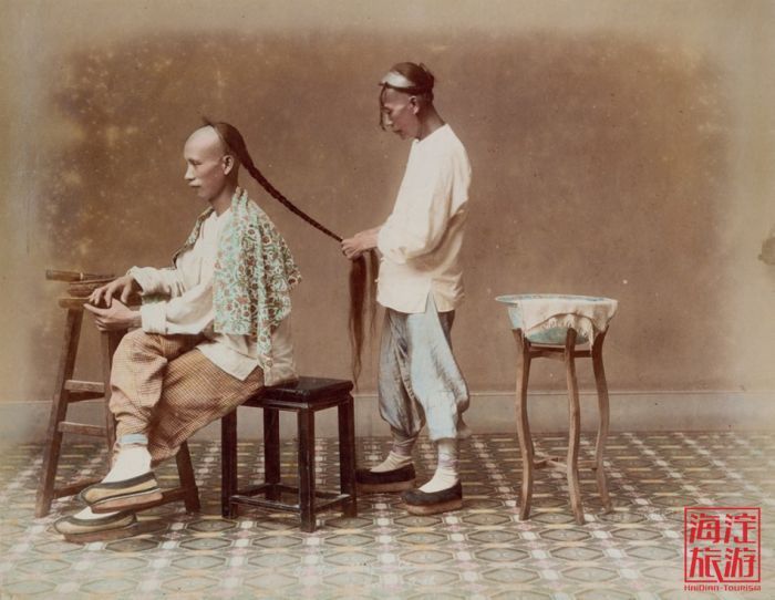 [Model Rambut Taucang Suku Manchu, Sumber : Bolong.id ]