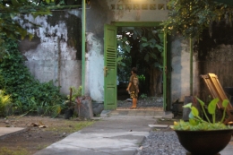 Pintu masuk dilihat dari dalam (foto:ko in)