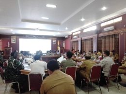 Rapat pembahasan pelaksanaan pemberlakuan pembatasan kegiatan masyarakat (PPKM) di Kabupaten Majalengka. (Dokpri)