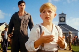 Adegan dalam film Little Boy. (Kredit film: Metanoia Films dan Universal Pictures via rogersmovienation.com)