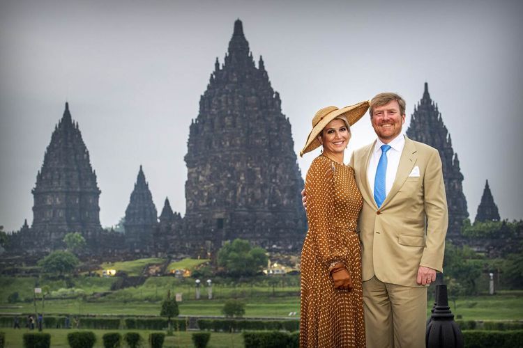 Raja Belanda dan istri malah senang berkunjung ke Prambanan, mitos tidak terbukti (foto: kompas.com)