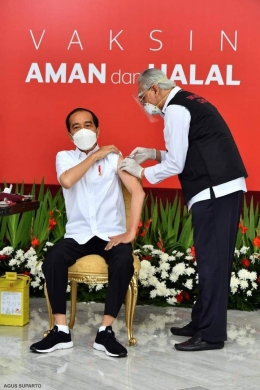 Presiden Jokowi disuntik vaksin Sinovac.Dok Sekertariat Presiden/Agus Suparto