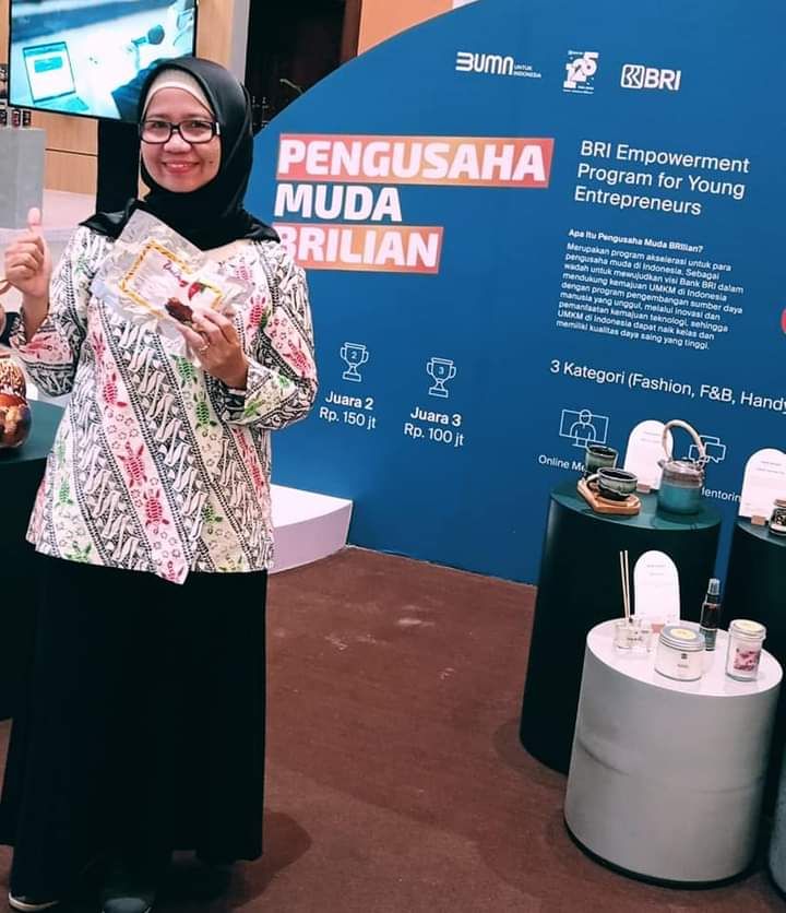 Dewi saat mengikuti BRILIAN PRENEUR UMKM Export 2020 yang diadakan Bank BRI di Jakarta Convention Center, 1-5 Desember 2020.