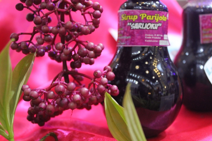 Buah Parijoto dan produk Syrup (foto: ko in)