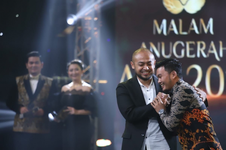 Deskripsi : Penerima Anugerah ASN Inspiratif 2019 I Sumber Foto : Menpan RB