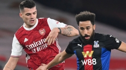 Granit Xhaka dan Andros Townsend (Foto Skysports.com) 