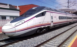 Kereta cepat AVE di Spanyol. Sumber: Rastrojo / wikimedia