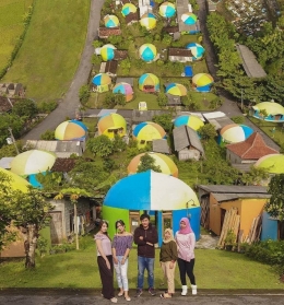 Rumah Domes Telletubbies di Yogyakarta. Sumber: datawisata.com
