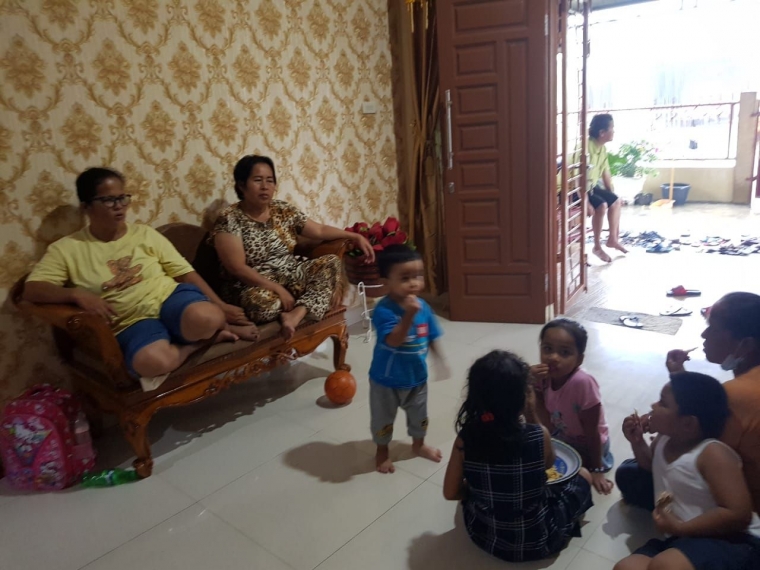 Sumber foto: Dokumentasi Pribadi, Suasana Merayakan Tahun Baru Bersama Keluarga
