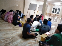 Dokumentasi kegiatan pengajian rutinan MDT Al-Mubarokah