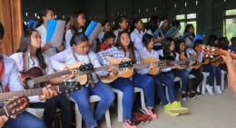 foto.dok.pribadi/Penampilan para siswa SMPK Don Bosco Atambua pada Acara HUT Sekolah