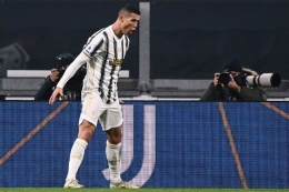 Cristiano Ronaldo merayakan golnya (kompas.com)