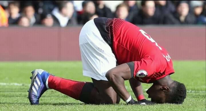 Selebrasi Paul Pogba usai cetak gol, (@man_united)