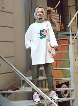 https://medianesia.id/10-inspirasi-ide-style-hijab-casual-untuk-outfit-menuju-2021/#gsc.tab=0