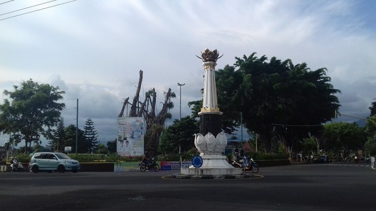 Tugu Bundaran Bangjo Banjarnegara (Dokpri)