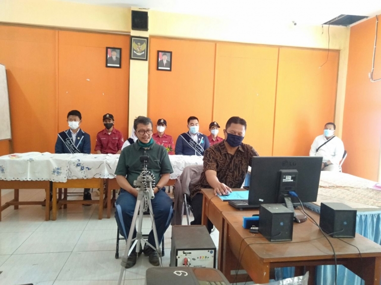 dok OSIS SAVAL
