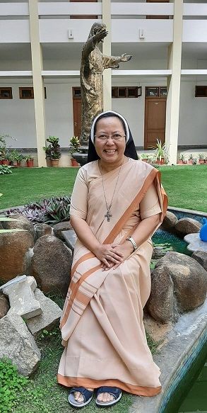 Sr Katarina Maria penggagas kerasulan kali Loji, foto saat Immersion di India (dok pri )