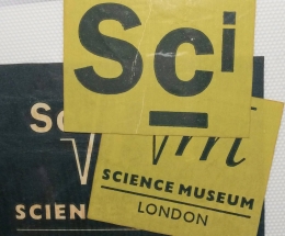 Dokumentasi pribadi | Di depan Science Museum, Londonv dengan tiket masuk yang gratis