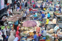 Ilustrasi suasana pasar. Foto oleh Yulius Satria Wijaya/ Antara foto. Gambar diambil dari Lokadata.ID