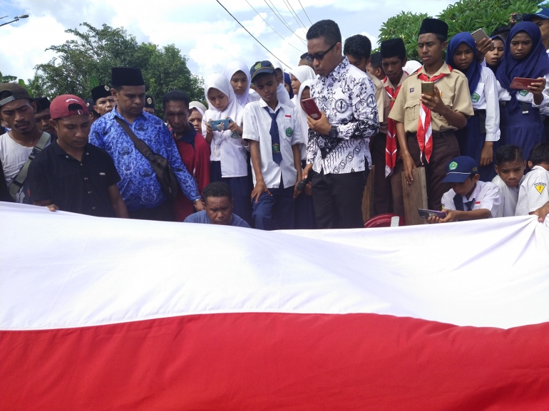 Suasana pemakaman almarhum (dokpri)