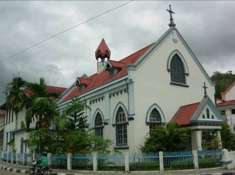 Gereja Katolik St. Barbara Kota Sawahlunto  (Dokpri)