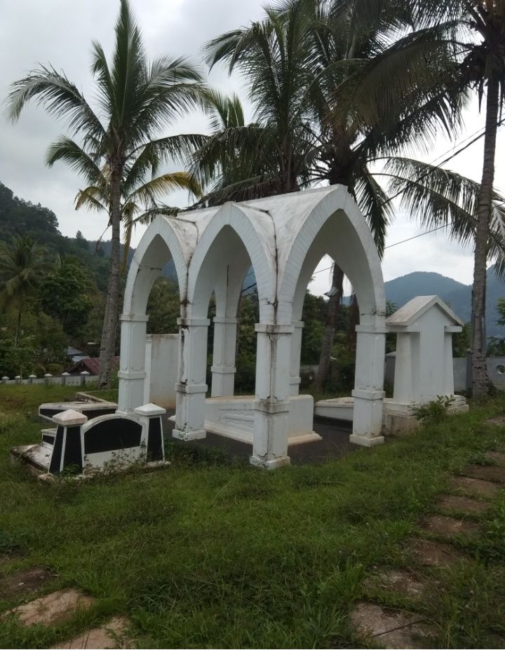 Cagar Budaya Makam Belanda (Kerkhof) Kota Sawahlunto   (Dokpri)