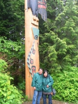 Foto dibawa totem di Alaska (dok pribadi)