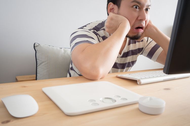 Orang yang Stres Karena Kerjaan. Sumber Shutterstock 